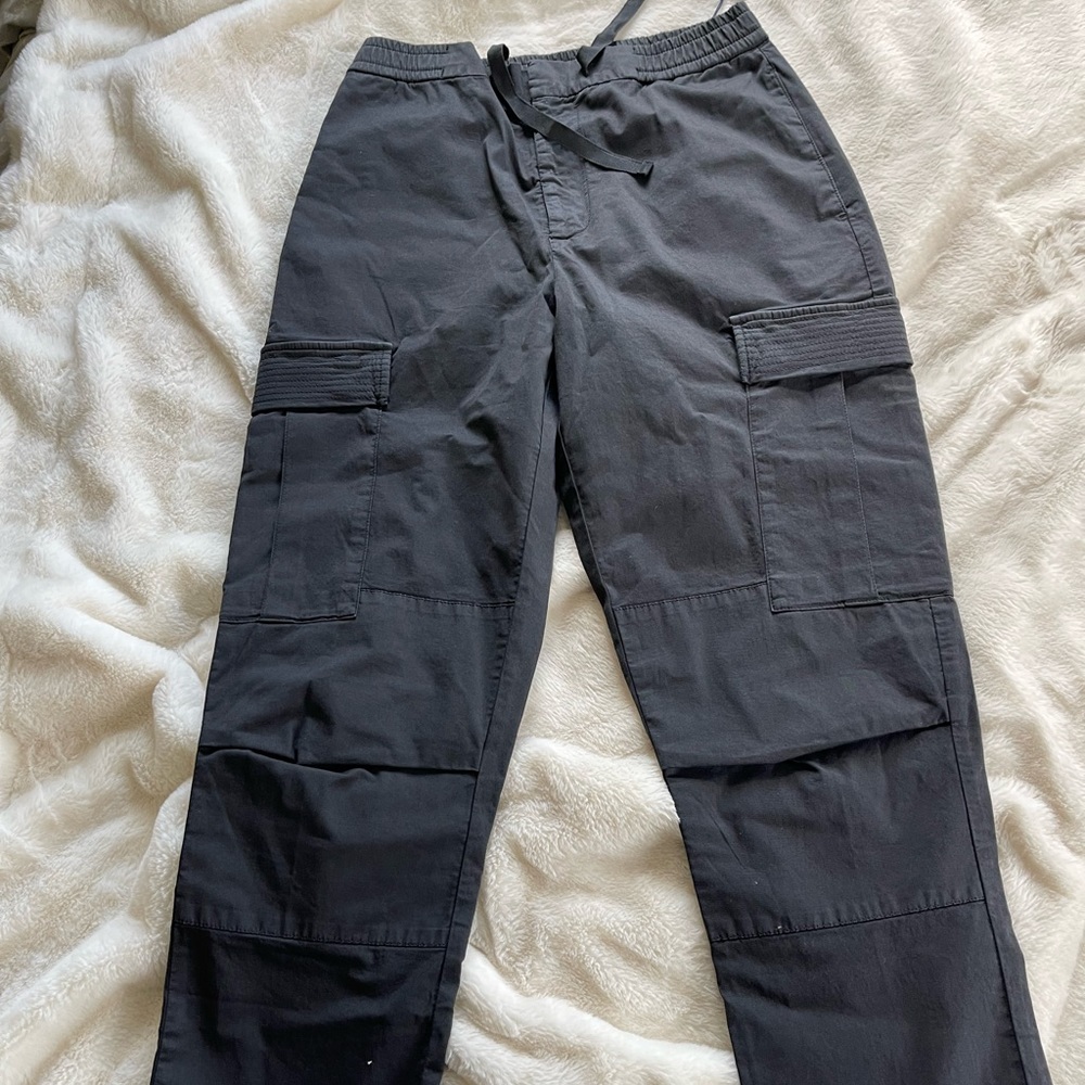 **NEW WITH TAG** CARGO PANT